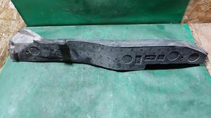 Уплотнитель крыла переднего правый R CAMRY V40 TOYOTA Camry 53882-33031
