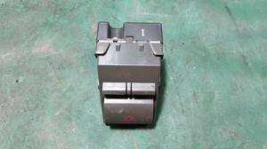 Кнопка аварийной сигнализации CAMRY V40 TOYOTA Camry 84332-33080