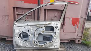 Дверь передняя правая R Camry V40 TOYOTA Camry 67001-33160