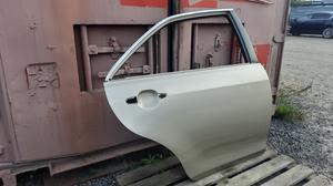 Дверь задняя правая R Camry V40 TOYOTA Camry 67003-33161