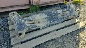 Подрамник задний Camry V40 TOYOTA Camry 51206-33061