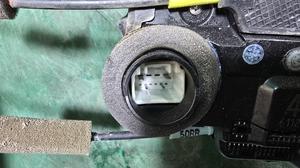 Замок двери задней правой R TOYOTA Camry 69050-33120