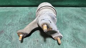 Кронштейн крепления (опора двигателя) правый 2GR-FE TOYOTA Camry 12362-31040