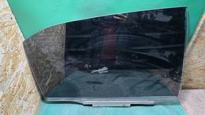Стекло двери задней правой R TOYOTA Camry 68113-33150