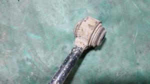 Рычаг подвески задний (поперечный регулируемый) правый R TOYOTA Camry 48730-33150