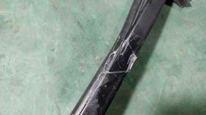 Уплотнитель стекла внутренний задний левый L TOYOTA Camry 68152-33090