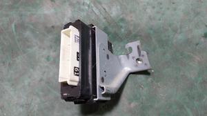 Блок управления светом TOYOTA Camry 89960-33280