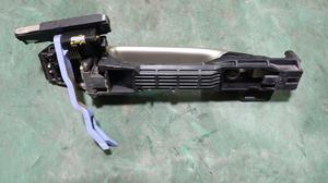 Ручка двери внешняя задняя левая L TOYOTA Camry 69204-33030