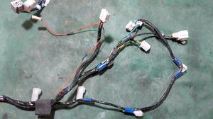 Проводка двери передней правой R TOYOTA Camry 82151-33A50