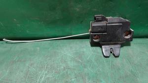 Замок крышки багажника