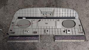 Полка багажника со шторкой TOYOTA Camry 64303-33080