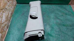 Обшивка стойки центральная верхняя правая R TOYOTA Camry 62410-33140