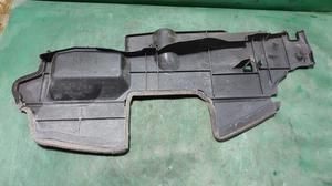 Дефлектор радиатора правый R TOYOTA Camry 53293-33030