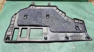 Накладка торпеды нижняя правая R TOYOTA Camry 55607-3T030