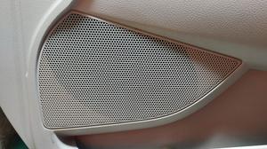 Обшивка двери передняя правая R TOYOTA Camry 67610-33B70