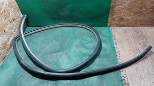 Уплотнитель кабины передний правый R