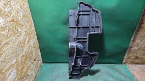 Дефлектор радиатора левый L TOYOTA Camry 53294-33030