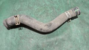 Патрубок радиатора верхний 2GR-FE TOYOTA Camry 16571-31180