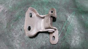 Петля двери передней правой R нижняя