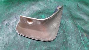 Брызговик задний правый R