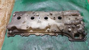 Крышка клапанная 1UR-FE левая L TLC200 TOYOTA Land Cruiser 200 11202-38050