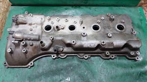 Крышка клапанная 1UR-FE правая R TLC200