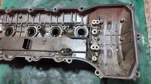 Крышка клапанная 1UR-FE правая R TLC200 TOYOTA Land Cruiser 200 11201-38070