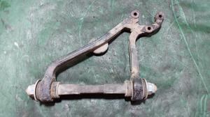 Рычаг передний верхний правый R