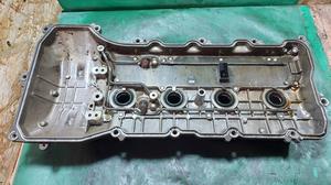 Крышка клапанная 1UR-FE правая R TLC200 TOYOTA Land Cruiser 200 11201-38070