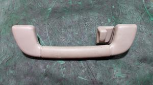 Ручка потолочная задняя левая L TOYOTA Camry 74610-30330