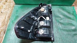 Фонарь задний правый R TOYOTA Hilux 81550-0K260