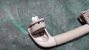 Ручка потолочная задняя правая R TOYOTA Camry 74610-30320