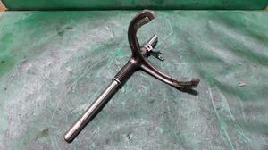 Вилка переключения раздаточной коробки G7