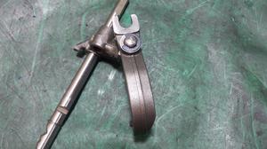 Шток вилки переключения 5 передачи МКПП MR980842 L200/4 MITSUBISHI L200 2590A107