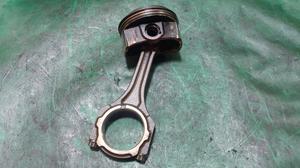 Шатун с поршнем 2GR-FE