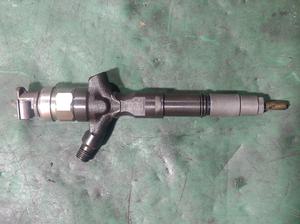 Форсунка топливная 1KD-FTV/2KD-FTV G7 TOYOTA Hilux 23670-30400