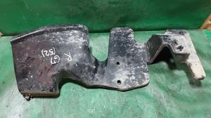 Дефлектор радиатора правый R G7 TOYOTA Hilux 53293-0K050