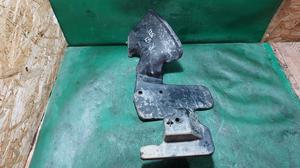 Дефлектор радиатора правый R G7 TOYOTA Hilux 53293-0K050