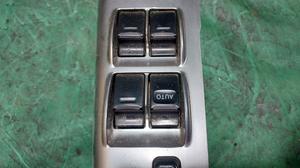 Блок управления стеклоподъёмниками передний левый L G7 TOYOTA Hilux 84820-0K021