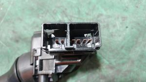 Подрулевой переключатель стеклоочистителей R G7 TOYOTA Hilux 84652-0K061