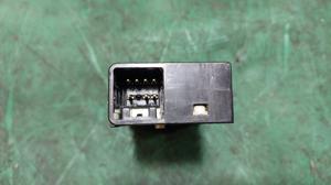 Кнопка включения задней противотуманки G7 TOYOTA Hilux 84165-33040