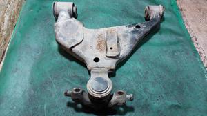 Рычаг передний нижний правый R G7 TOYOTA Hilux 48068-0K040