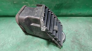 Дефлектор центральной панели правый R G7