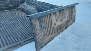 Вкладыш в кузов G7 TOYOTA Hilux None