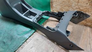 Подлокотник центральный в сборе G7 TOYOTA Hilux None