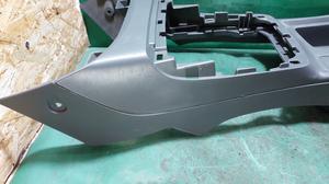 Подлокотник центральный в сборе G7 TOYOTA Hilux None