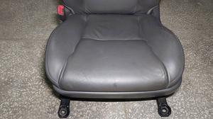 Сиденье переднее левое L G7 TOYOTA Hilux None