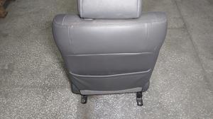 Сиденье переднее правое R G7 TOYOTA Hilux None