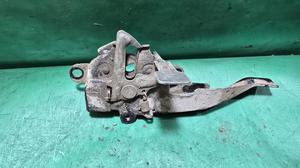 Замок капота G7