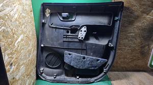 Обшивка двери задняя левая L G7 TOYOTA Hilux None